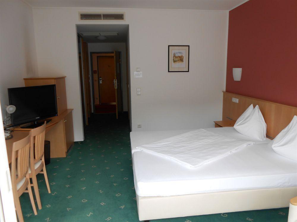 Hotel Bokan Exclusiv Graz Ngoại thất bức ảnh